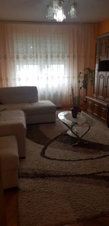 ofer-spre-vanzare-apartament-0